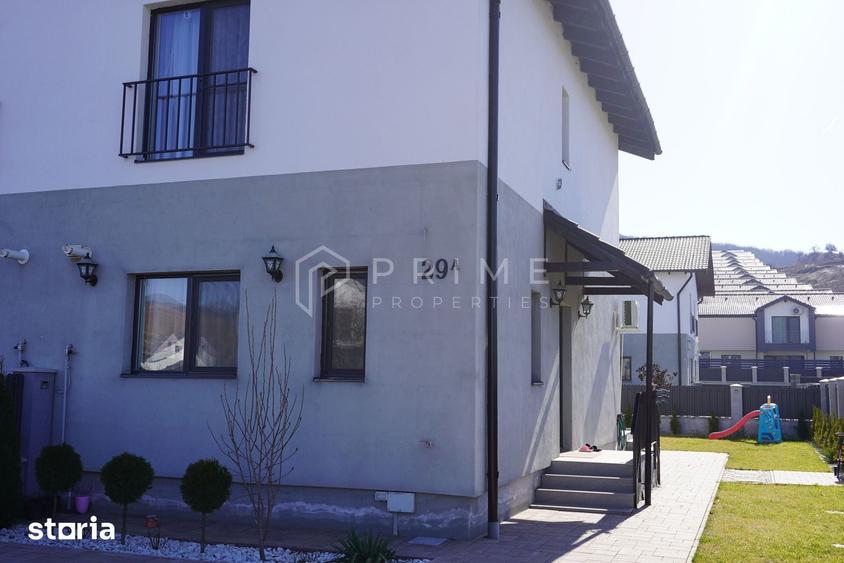Casă cu 3 camere cu Teren 283 Mp în Livezeni