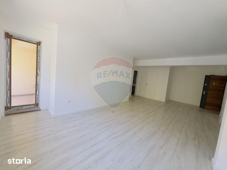 Apartament cu 2 camere decomandat în Oncea