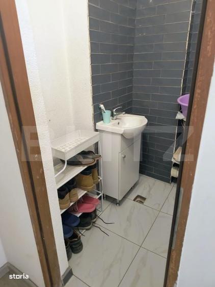 Apartament cu 3 camere semidecomandat în Cuzdrioara