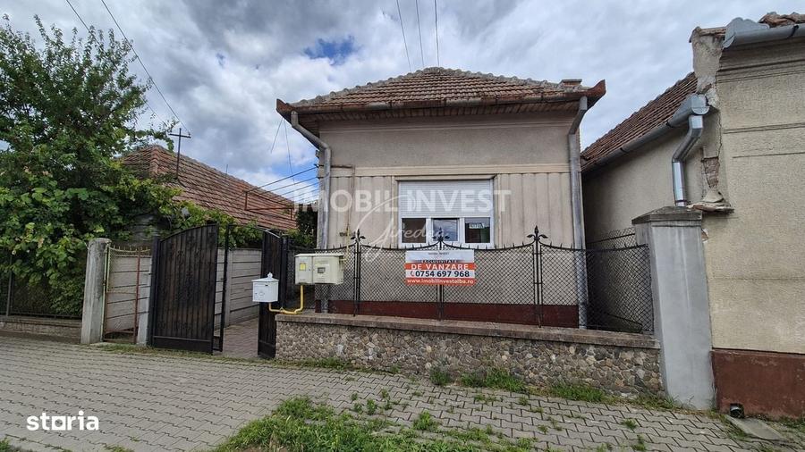 Casă cu 2 camere în Central