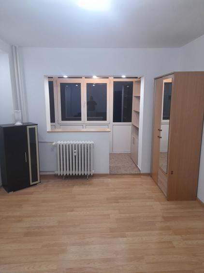 Apartament cu 2 camere decomandat în Turda