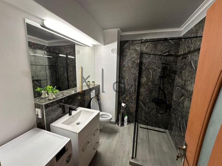 Apartament cu 3 camere semidecomandat, mobilat în Central