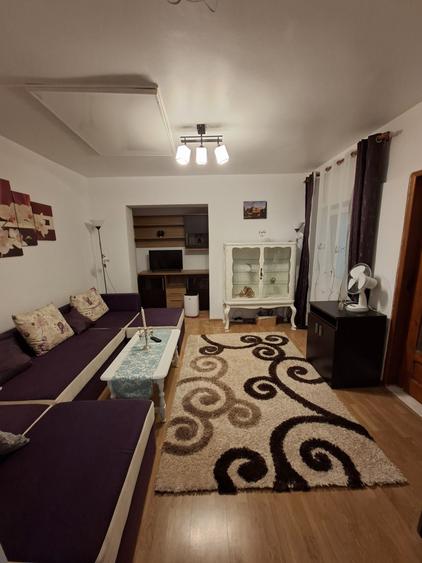 Casă cu 2 camere decomandat cu Teren 70 Mp în Casa de Cultură