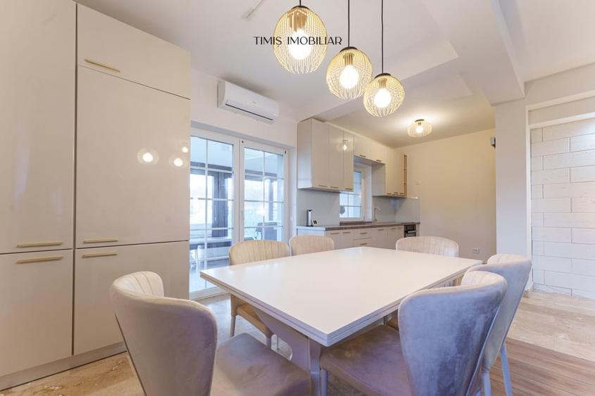 Duplex cu 6 camere cu Canalizare în Dumbrăvița