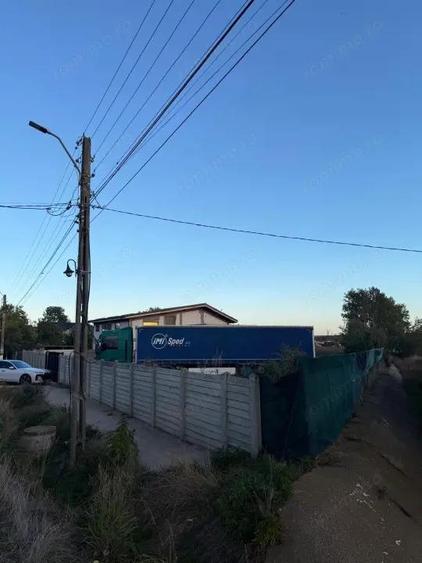 Casă cu Teren 1000 Mp în Pielești