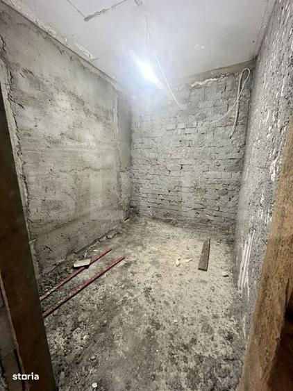 Casă cu 4 camere în Dumitra