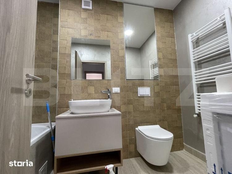 Apartament cu 2 camere decomandat în Tractorul