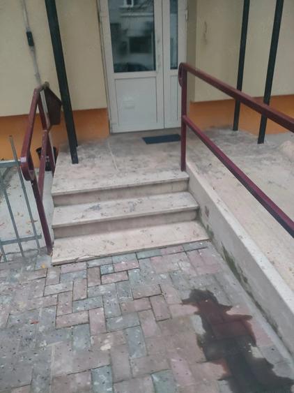 Apartament cu 3 camere decomandat în Dristor