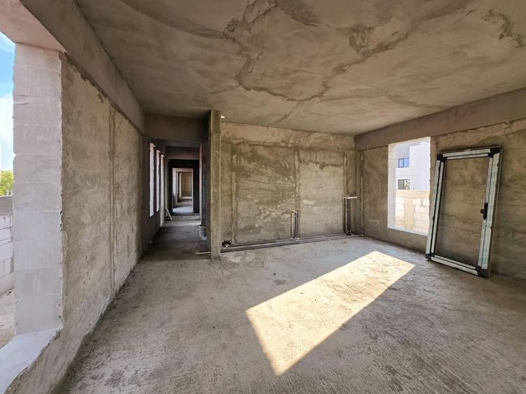 Apartament cu 4 camere decomandat în Militari