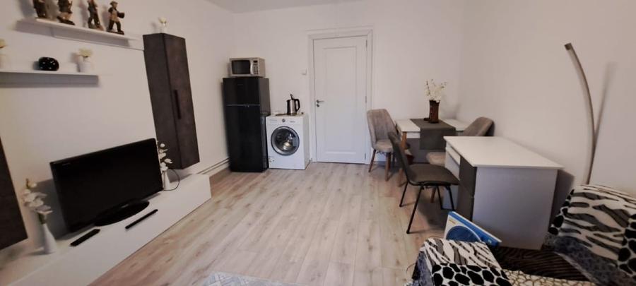 Garsonieră semidecomandată în Complex Studențesc