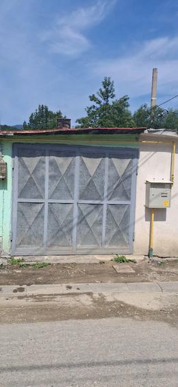 Casă cu Teren 70 Mp în Nord