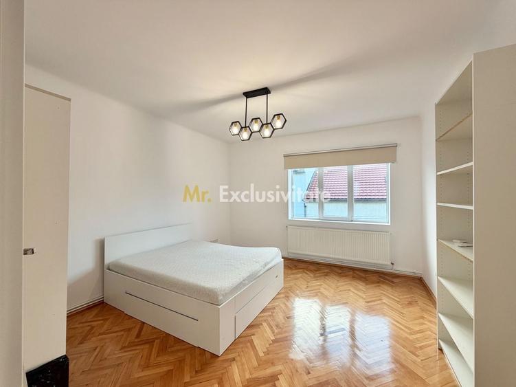 Apartament cu 3 camere decomandat, mobilat în Central