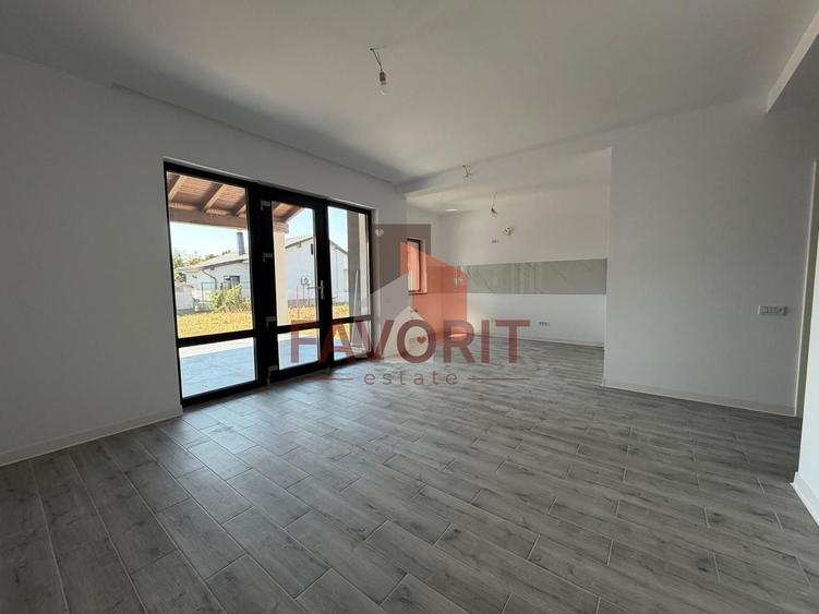 Duplex cu 5 camere cu Canalizare în Becicherecu Mic