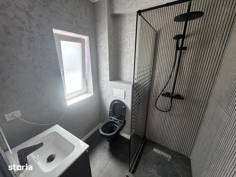 Casă cu 4 camere cu Teren 225 Mp în Bucium
