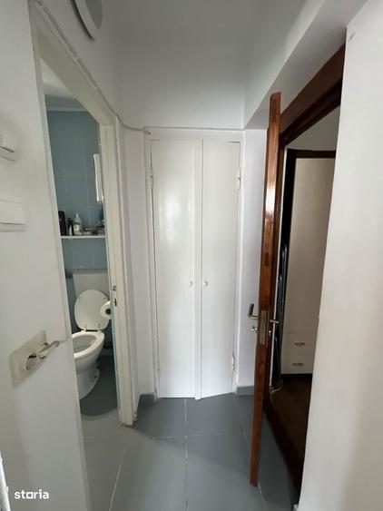Apartament cu 3 camere semidecomandat în Țiglina 1