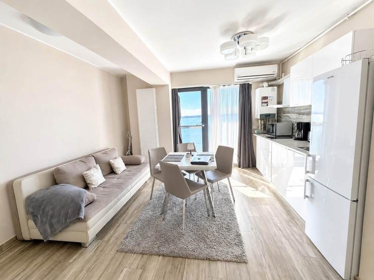 Apartament cu 2 camere semidecomandat în Central
