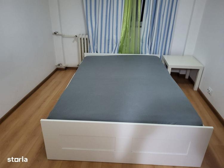 Apartament cu 3 camere în Moinești