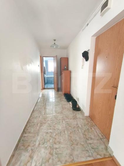 Apartament cu 3 camere semidecomandat, mobilat în Gheorgheni