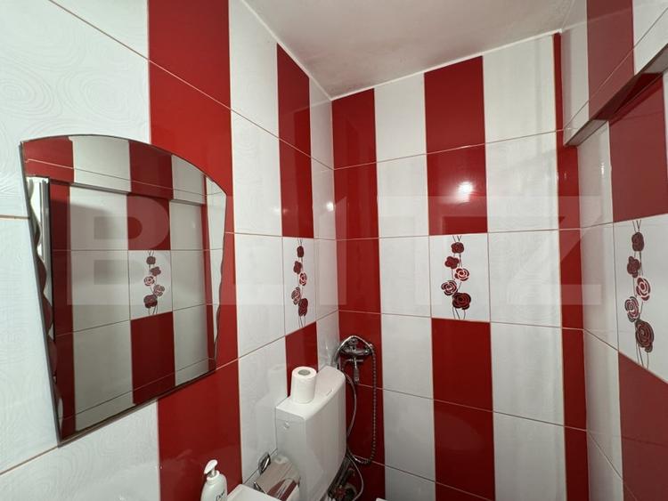 Apartament cu 4 camere decomandat, mobilat în Central