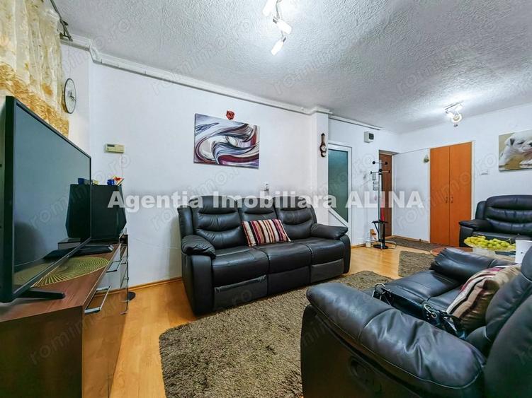 Apartament cu 2 camere decomandat în Decebal