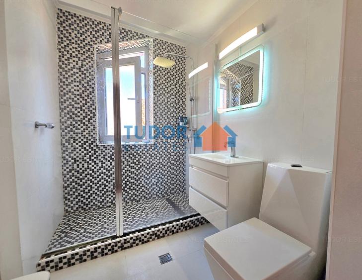 Casă individuală cu 7 camere cu Canalizare în Pipera