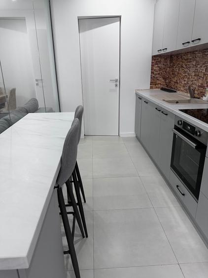 Apartament cu 2 camere decomandat, mobilat în Aviației