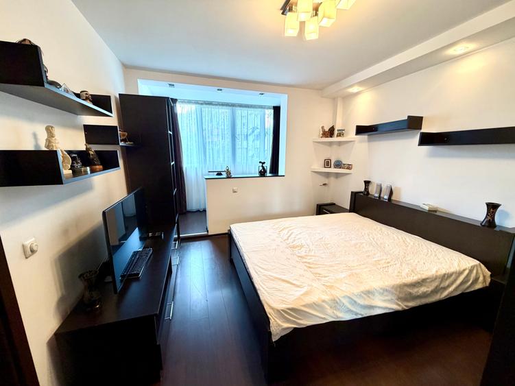 Apartament cu 3 camere decomandat în 1 Decembrie 1918