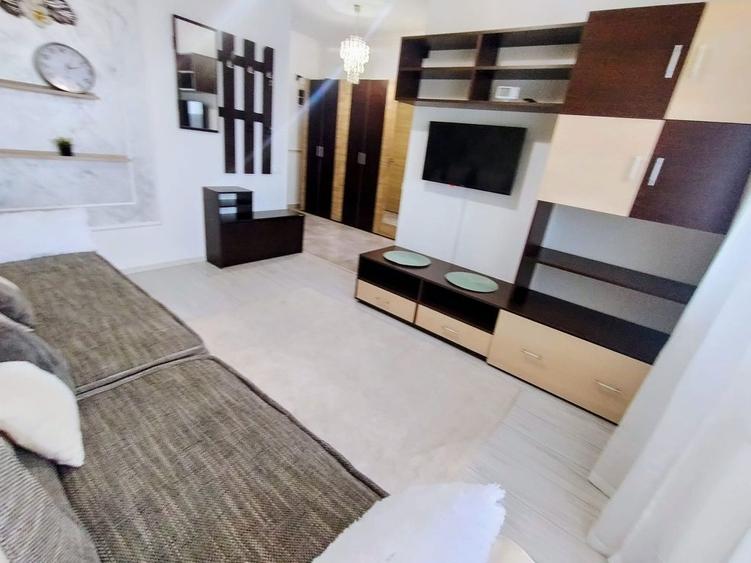 Garsonieră decomandată în Runcu