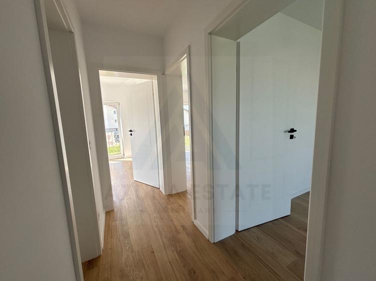Duplex cu 4 camere cu Canalizare în Șelimbăr
