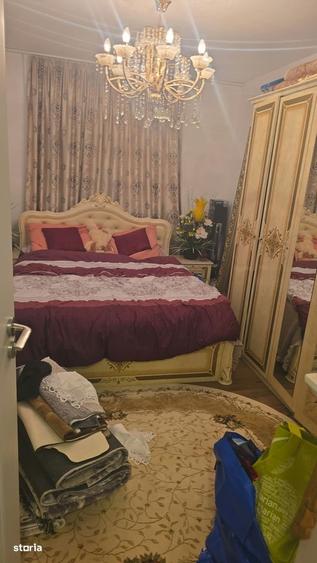 Apartament cu 3 camere în Solidarității