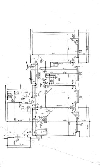 Apartament cu 4 camere decomandat în Drumul Taberei