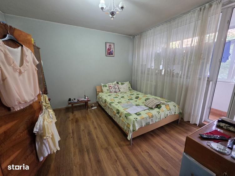 Apartament cu 3 camere decomandat în 1 Decembrie 1918