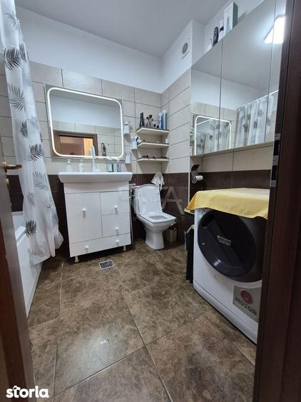 Apartament cu 3 camere semidecomandat, mobilat în Bucureștii Noi