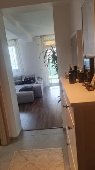 Casă cu 3 camere cu Teren 220 Mp în Berceni
