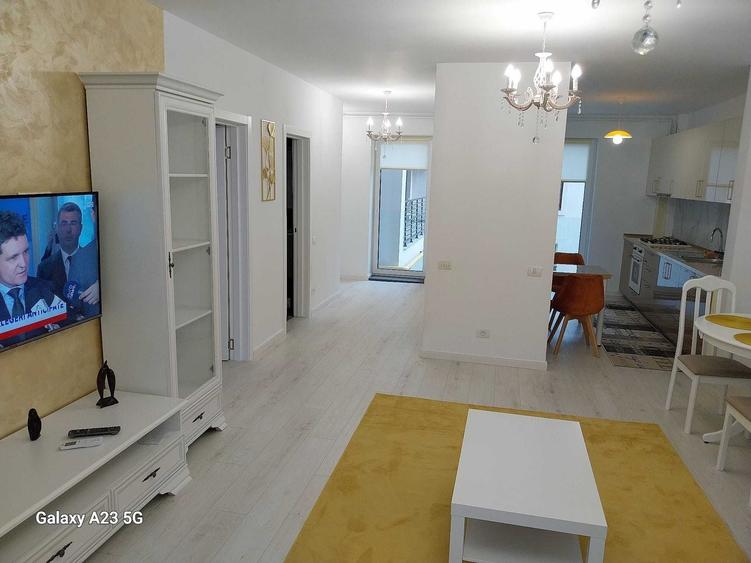Apartament cu 2 camere decomandat în Dacia