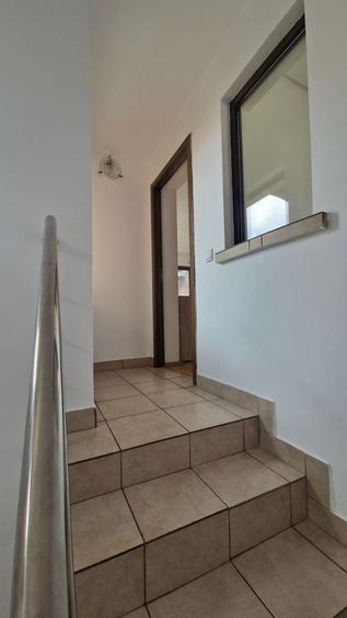 Duplex cu 2 camere cu Canalizare în Tractorul