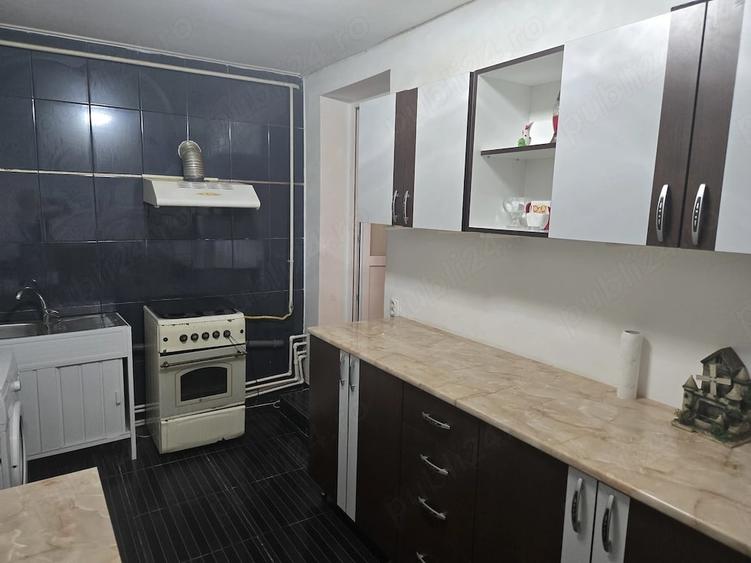 Garsonieră decomandată în Central
