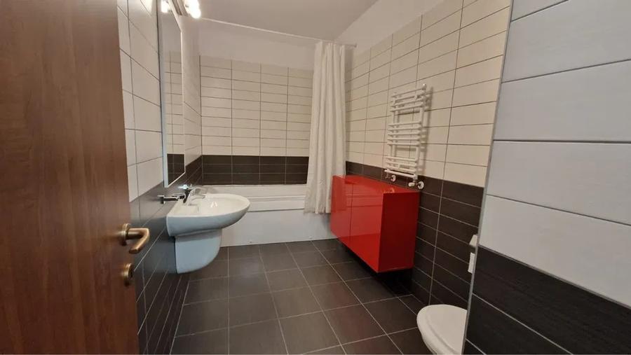 Apartament cu 2 camere decomandat, mobilat în Parcul Carol