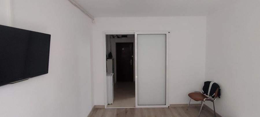 Garsonieră în Sârbi