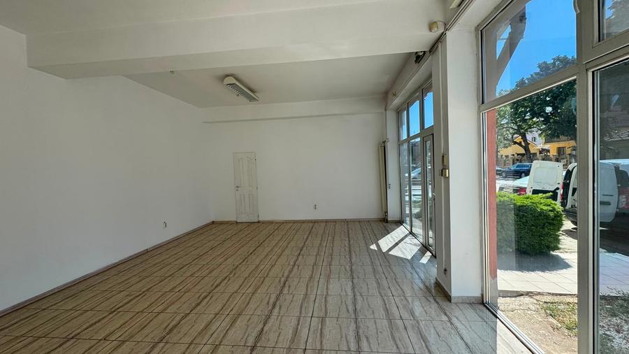 Spațiu comercial, de 161 mp, în Iosia-Nord