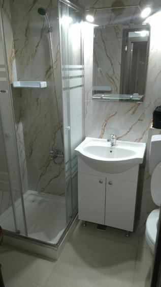Inchiriez apartament cu 3camere decomandat sector 6 - 5