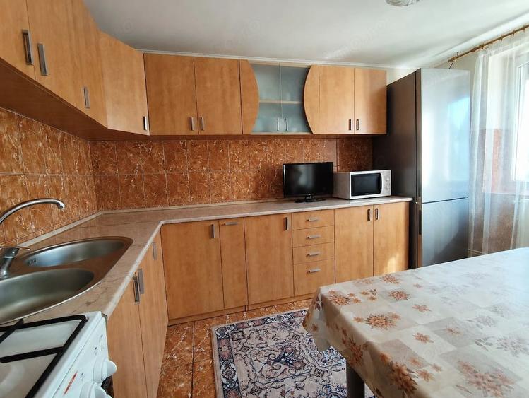 Casă cu 2 camere cu Teren 2826 Mp în Saca