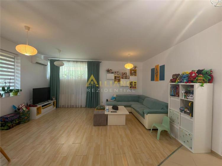 Apartament cu 2 camere decomandat, mobilat în Berceni