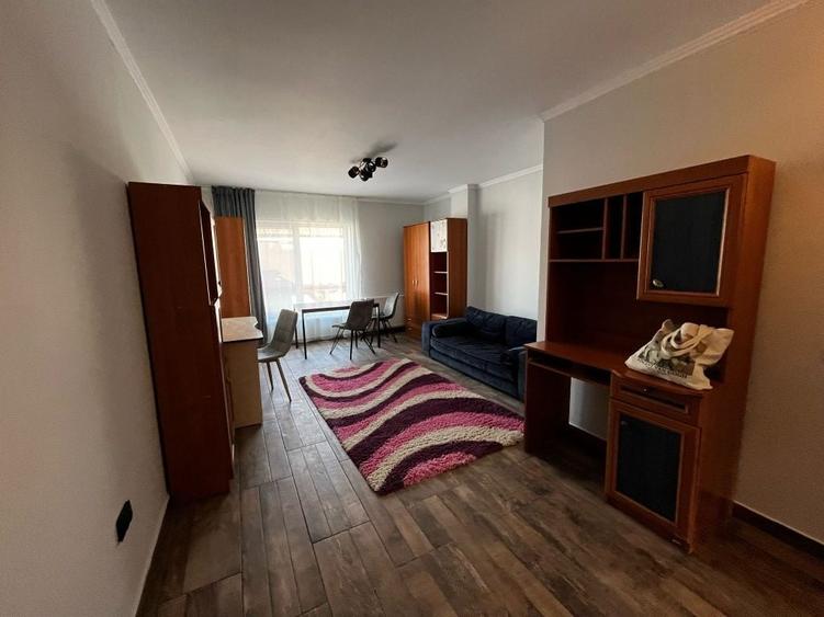 Apartament cu 2 camere decomandat în Florești