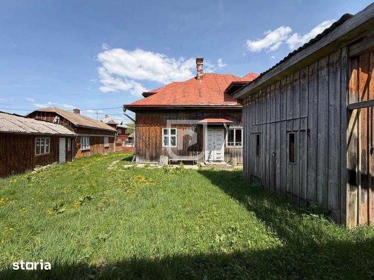 De vanzare casa cu anexe - 2507 mp Manastirea Humorului - 16