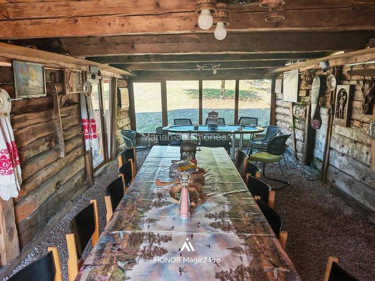 Pensiunea Solo cu ciubar, spatiu de joaca pt copii, teren de sport si ATV-uri