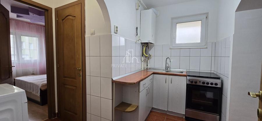 Apartament cu 2 camere decomandat în Est