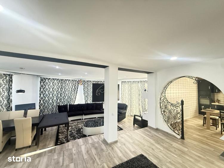 Casă cu 5 camere cu Teren 535 Mp în Aninoasa