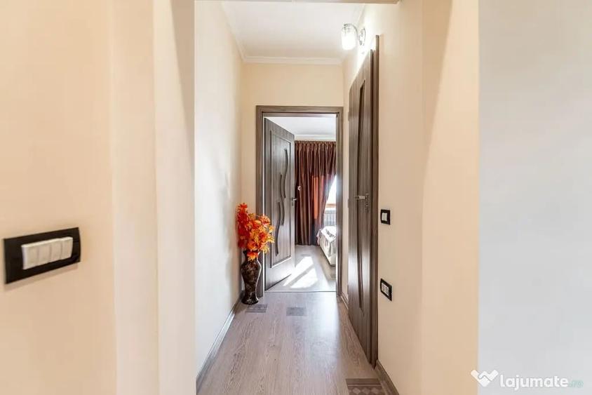 Apartament cu 2 camere decomandat în Intim