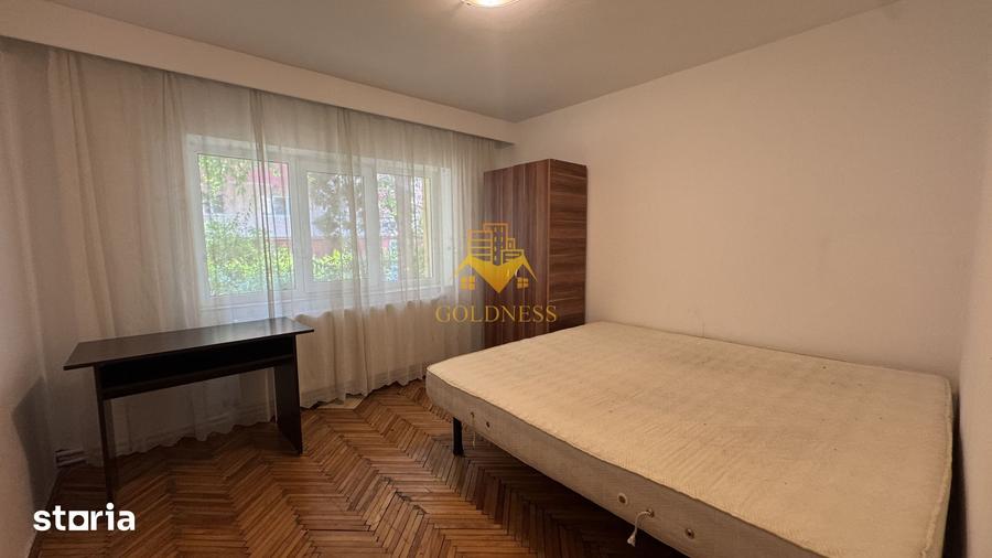 Apartament cu 3 camere decomandat, mobilat în Zorilor